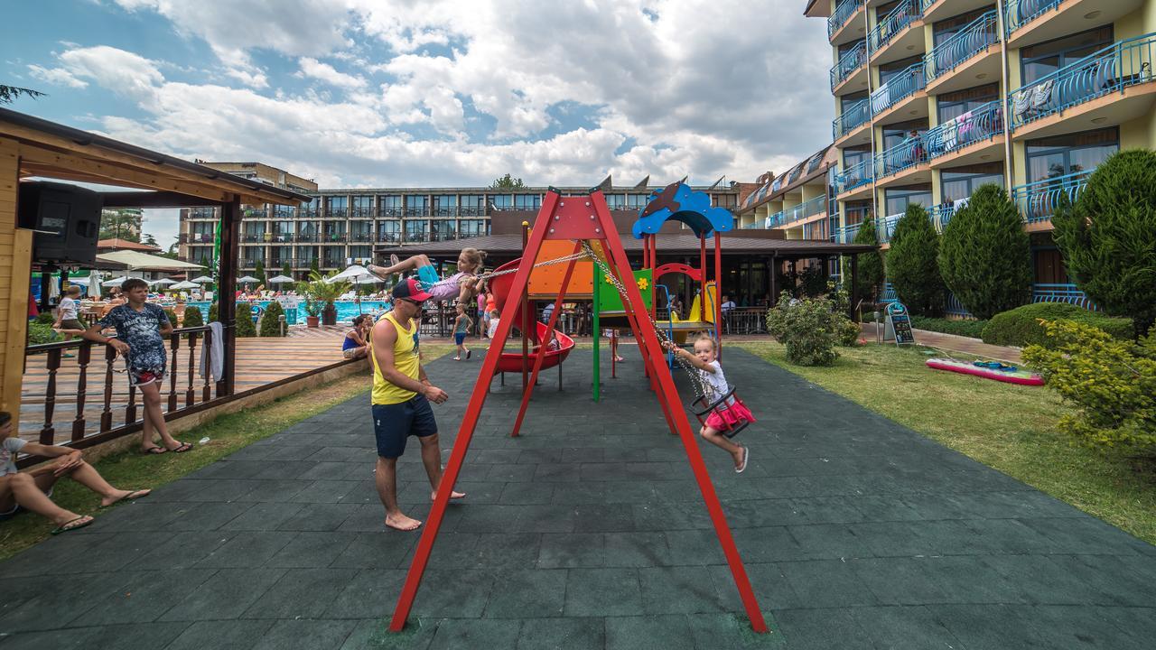 Hotel Baikal Slantschew brjag Exterior foto